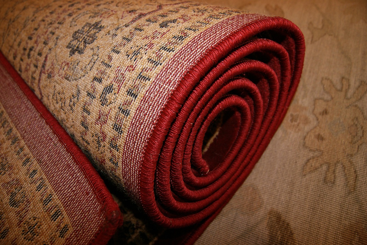 Jak samemu obszyć dywan